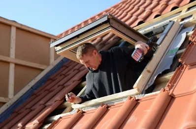Pose de fenêtres de toit Velux à Claudon